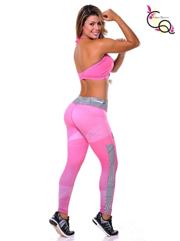 Tops and Leggings To Train