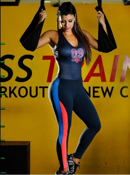 Atuendo De Gimnasio Para Mujer Gris